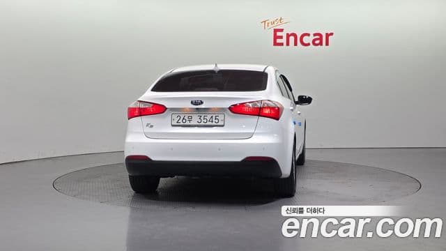 Kia K3 Trendy, 2014 4