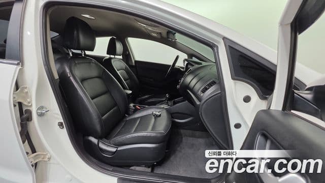 Kia K3 Trendy, 2014 10