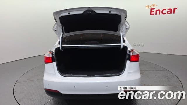 Kia K3 Trendy, 2014 20