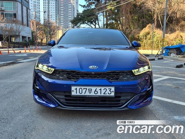 Kia K5 3세대 Signature, 2020 2
