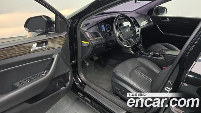 Hyundai LF Sonata 2.0 Smart, 2015 11