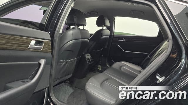 Hyundai LF Sonata 2.0 Smart, 2015 12