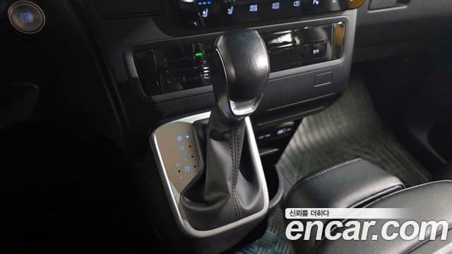 Hyundai Staria 15인승, 2022 9