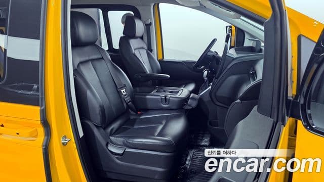Hyundai Staria 15인승, 2022 12