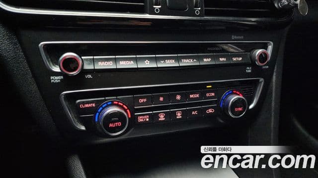 Kia K5 гибрид 2세대 Noblesse, 2018 16