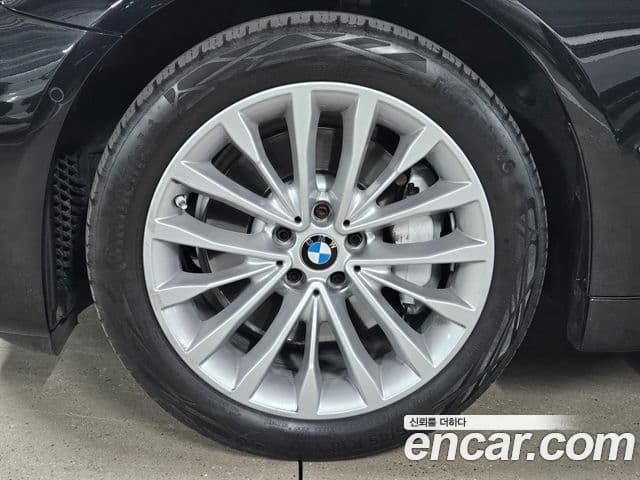 BMW 5시리즈 (G30) Luxury, 2022 все фото