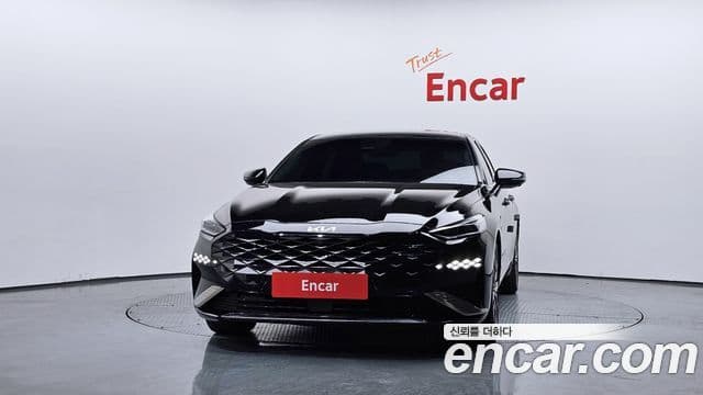 Kia K8 Signature, 2023 3