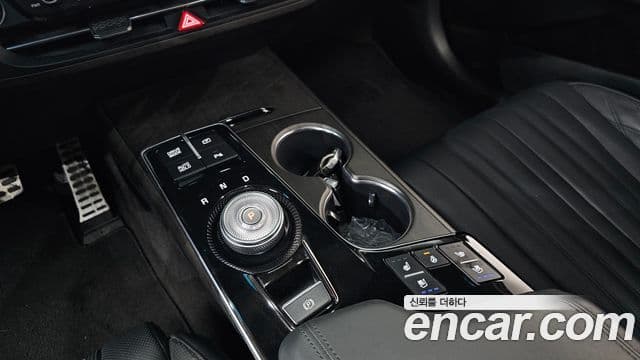 Kia K8 Signature, 2023 9