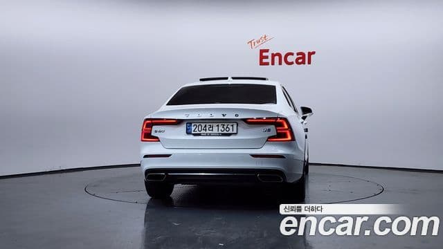 Volvo S60 3세대 B5 Inscription, 2021 4