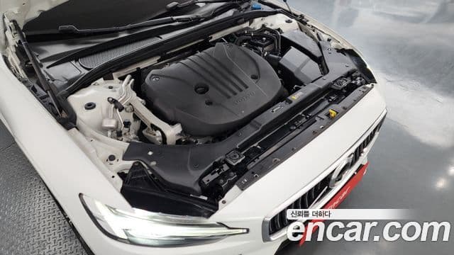 Volvo S60 3세대 B5 Inscription, 2021 6