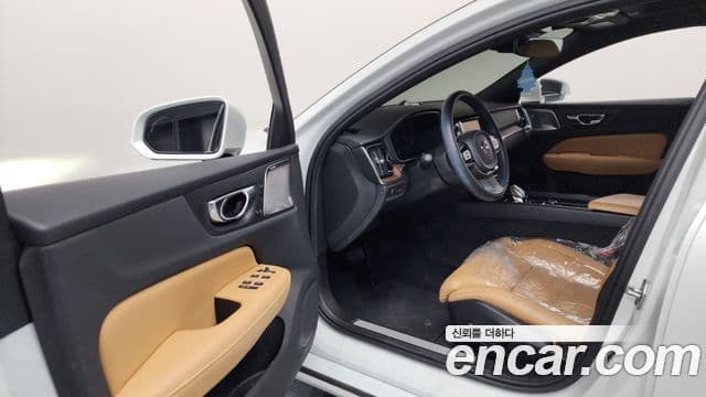 Volvo S60 3세대 B5 Inscription, 2021 10