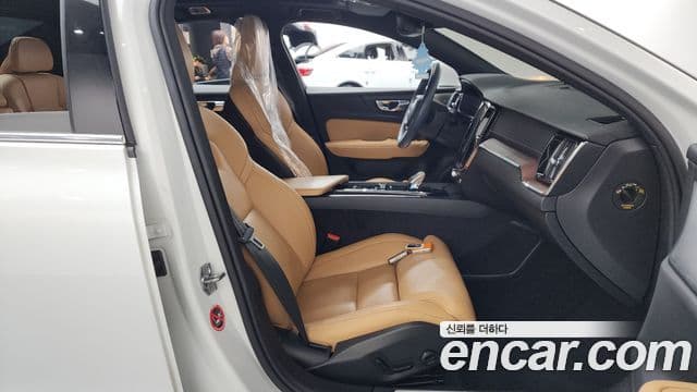 Volvo S60 3세대 B5 Inscription, 2021 11