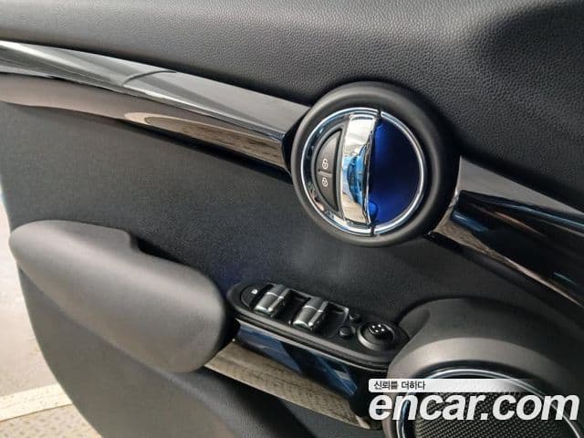 Mini Cooper S 3세대, 2015 11