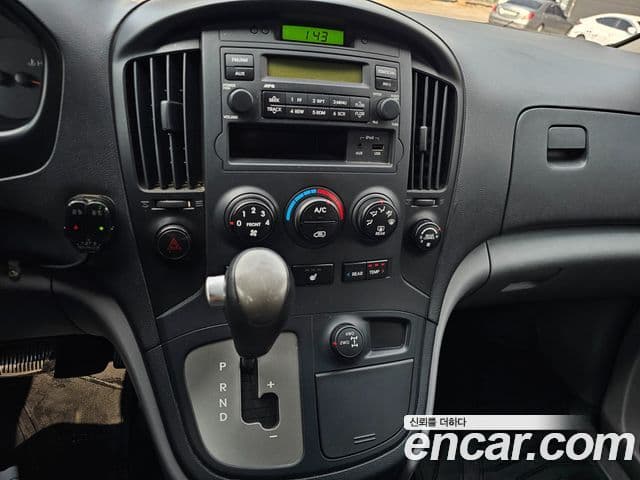 Hyundai Grand Starex CVX Deluxe, 2014 11