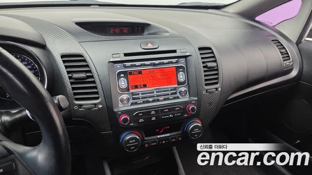 Kia K3 Luxury, 2014 15