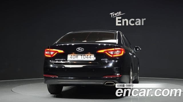 Hyundai LF Sonata Premium, 2015 4