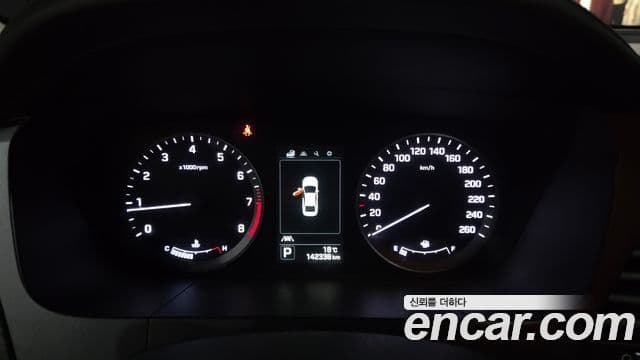 Hyundai LF Sonata Premium, 2015 8