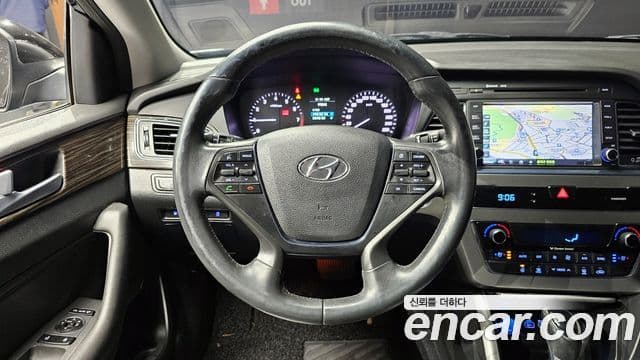 Hyundai LF Sonata Premium, 2015 13