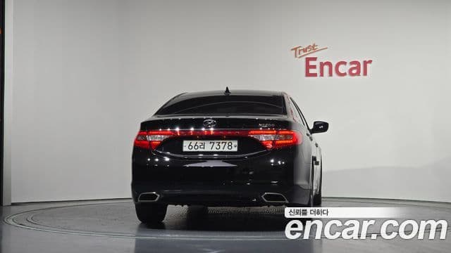 Hyundai Grandeur HG Modern, 2015 4