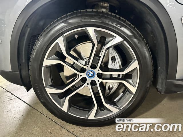 BMW X5 (G05) xDrive 50e xLine, 2025 все фото