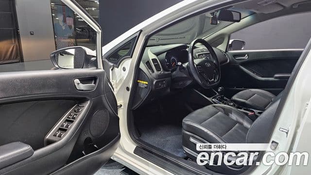 Kia The / новый New K3 Prestige, 2017 11