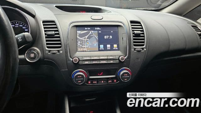 Kia The / новый New K3 Prestige, 2017 16