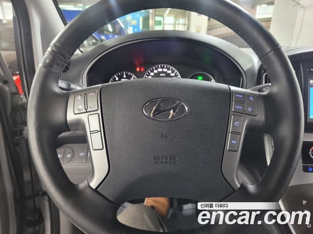 Hyundai The / новый New Grand Starex Modern, 2020 12