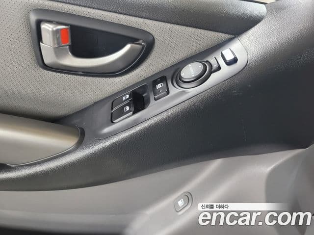 Hyundai The / новый New Grand Starex Modern, 2020 17