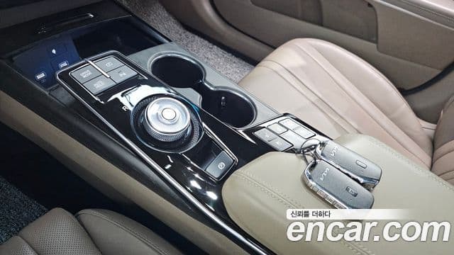 Kia K8 гибрид Noblesse, 2022 9