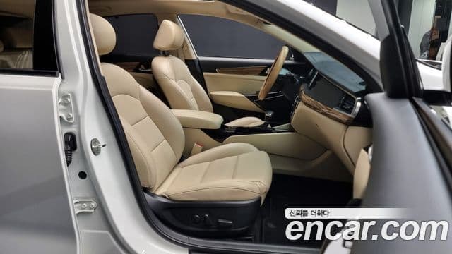 Kia All New K7 Prestige, 2016 10