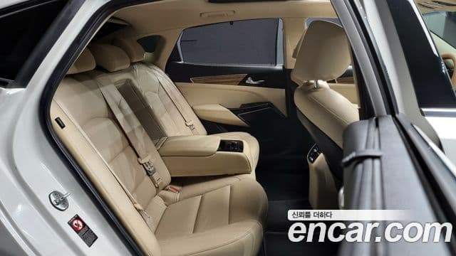 Kia All New K7 Prestige, 2016 12