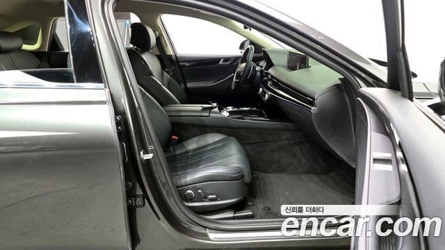 Genesis G80 (RG3) бензин 2.5 турбо AWD, 2022 11