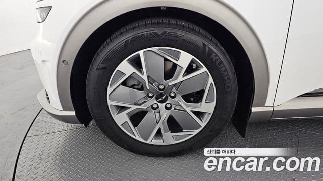 Genesis GV60 Standard, 2022 все фото