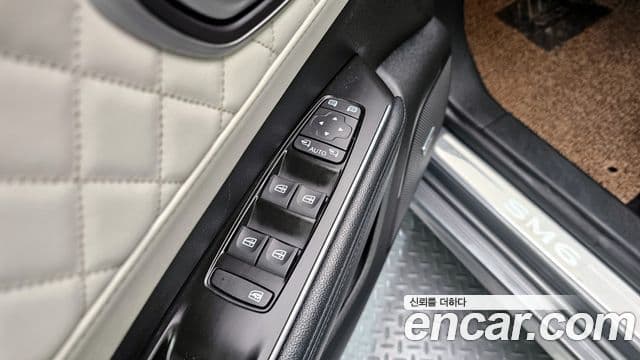 Renault Korea(Samsung) SM6 2.0 LPe RE (для людей с инвалидностью), 2019 17