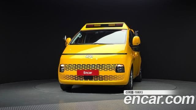 Hyundai Staria 15인승, 2023 3
