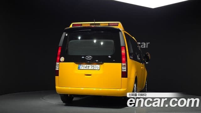 Hyundai Staria 15인승, 2023 4