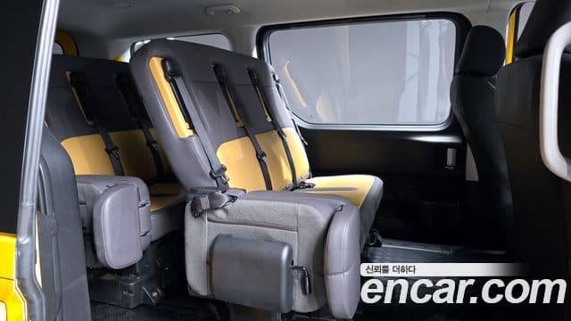 Hyundai Staria 15인승, 2023 12