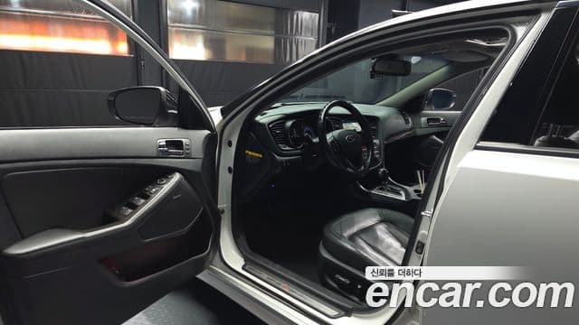 Kia K5 Noblesse, 2012 10