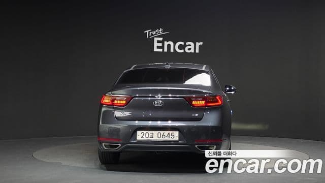 Kia All New K7 Noblesse, 2016 4