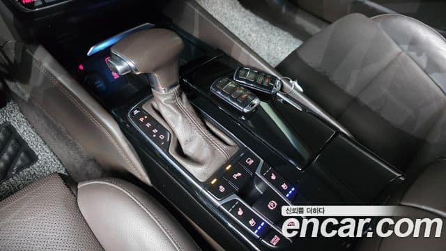 Kia All New K7 Noblesse, 2016 9