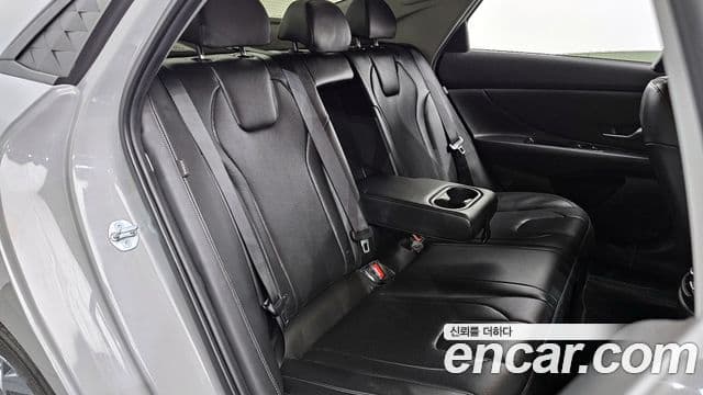 Hyundai The / новый New Avante гибрид (CN7) Modern, 2024 12