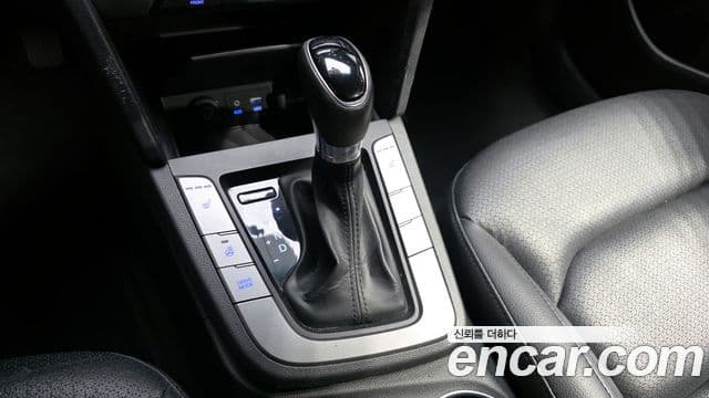 Hyundai Avante AD 1.6 GDI Smart, 2016 9