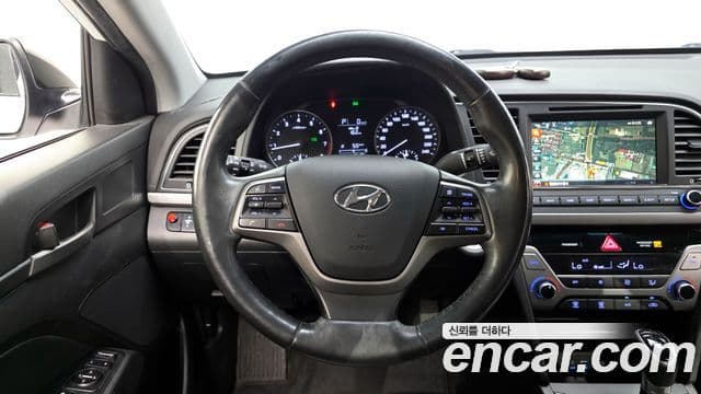 Hyundai Avante AD 1.6 GDI Smart, 2016 13