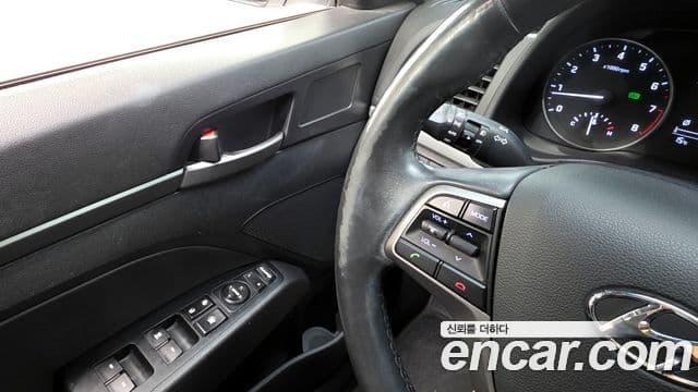 Hyundai Avante AD 1.6 GDI Smart, 2016 17