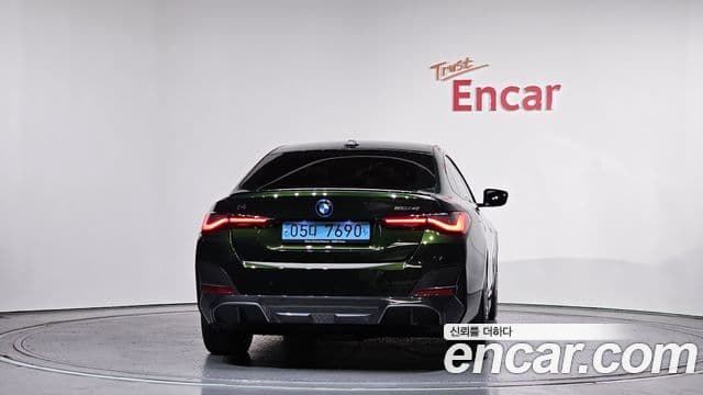 BMW i4 eDrive40 M Sport Pro, 2022 4