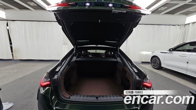 BMW i4 eDrive40 M Sport Pro, 2022 21