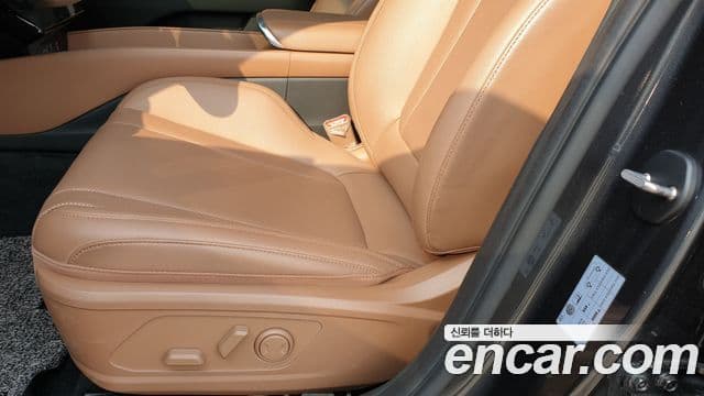 Hyundai Grandeur (GN7) Premium Plus, 2023 7