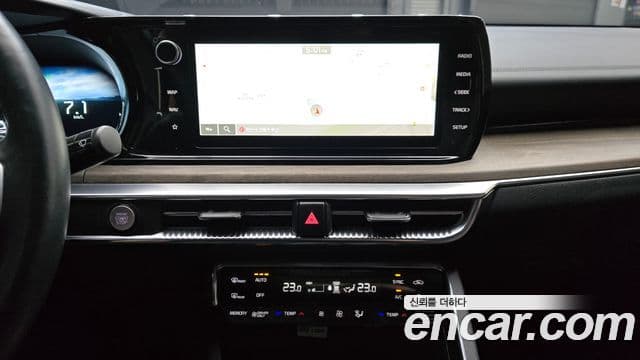 Kia K5 гибрид 3세대 Noblesse, 2023 16