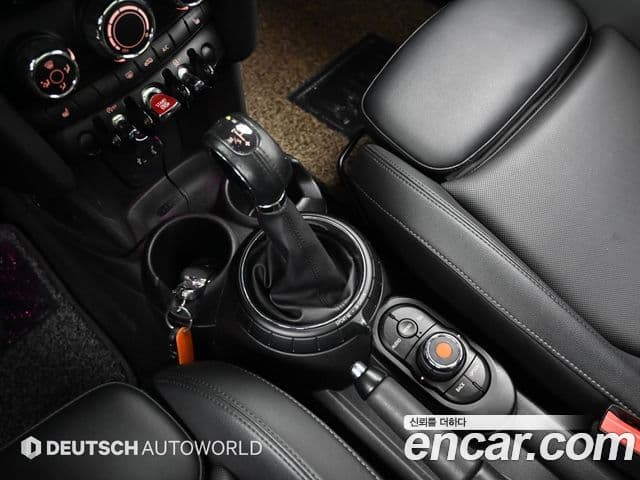 Mini Cooper D 3세대, 2016 9