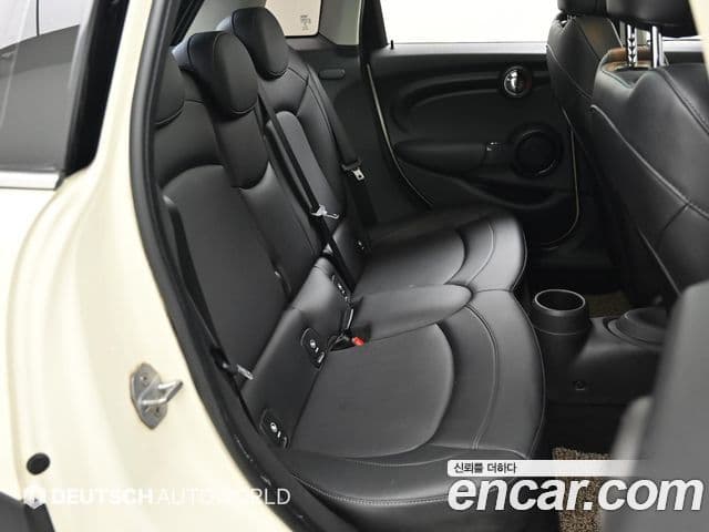 Mini Cooper D 3세대, 2016 12